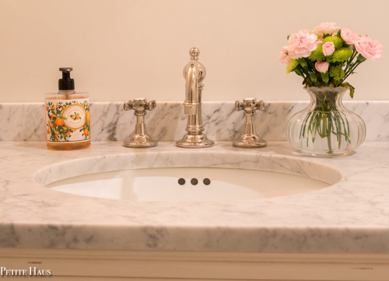 french farmhouse bathroom sinks