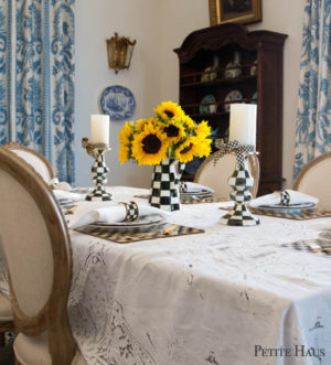 Farmhouse Sunflower Table – Petite Haus