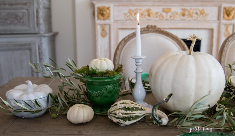 Thanksgiving Tablescape with Pumpkin Cake - Petite Haus