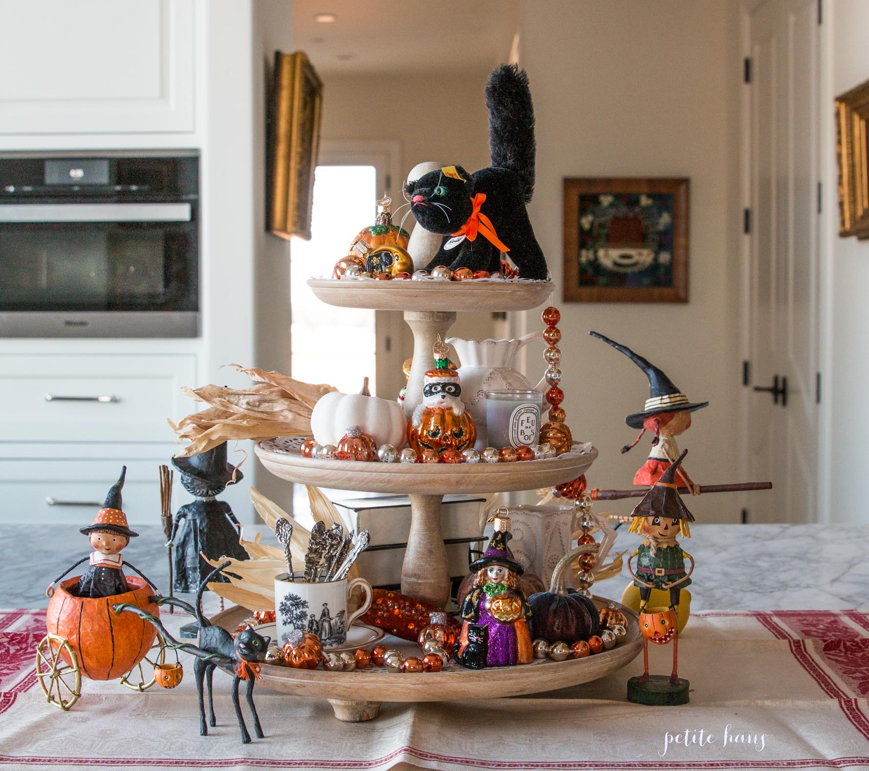 Halloween Tiered Tray Petite Haus