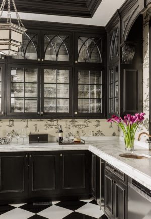 Warthen Team on X: Black kitchens are just as timeless as white ones, they  can be cozier and a little moodier. This stylish space just might inspire  you to go dark. #kitchen #